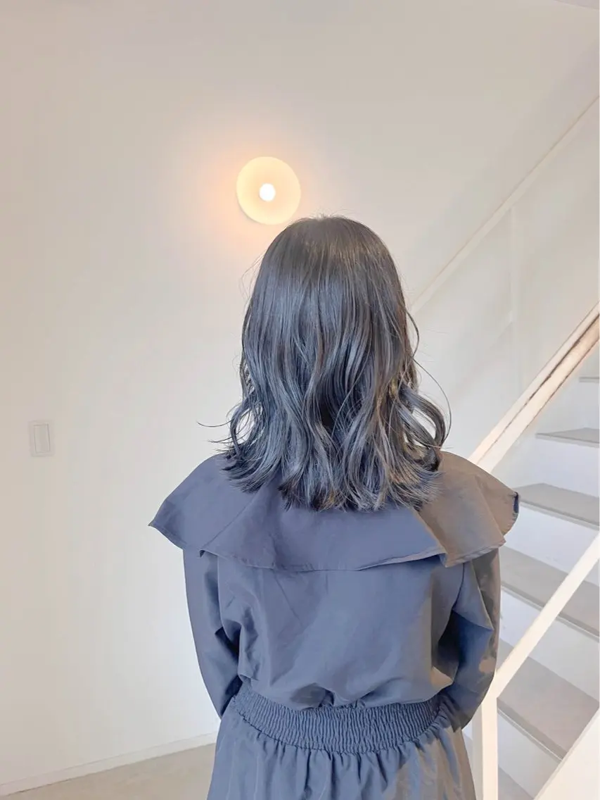セミロング カラー ヘアカラー 艶髪✨️ kuyumi🌷のヘアスタイル