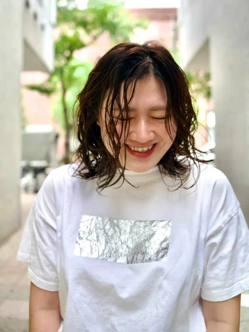 ミディアム 渡邉 真生のヘアスタイル