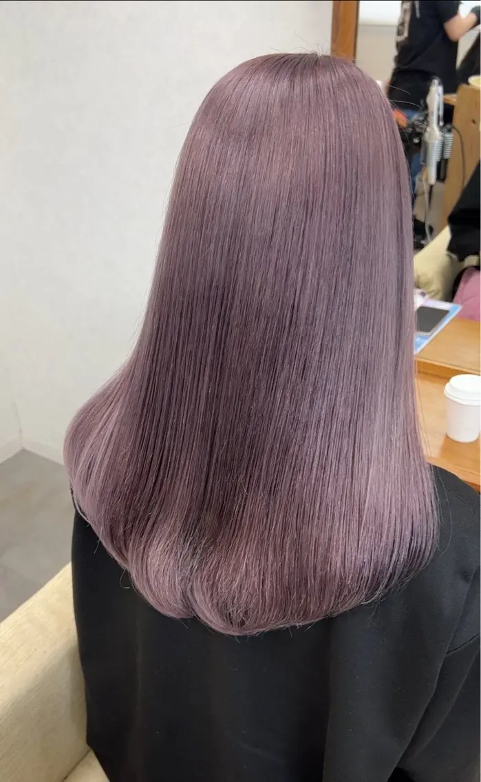 セミロング ラベンダーベージュ ヘアカラー トリートメント たかはし るなのヘアスタイル