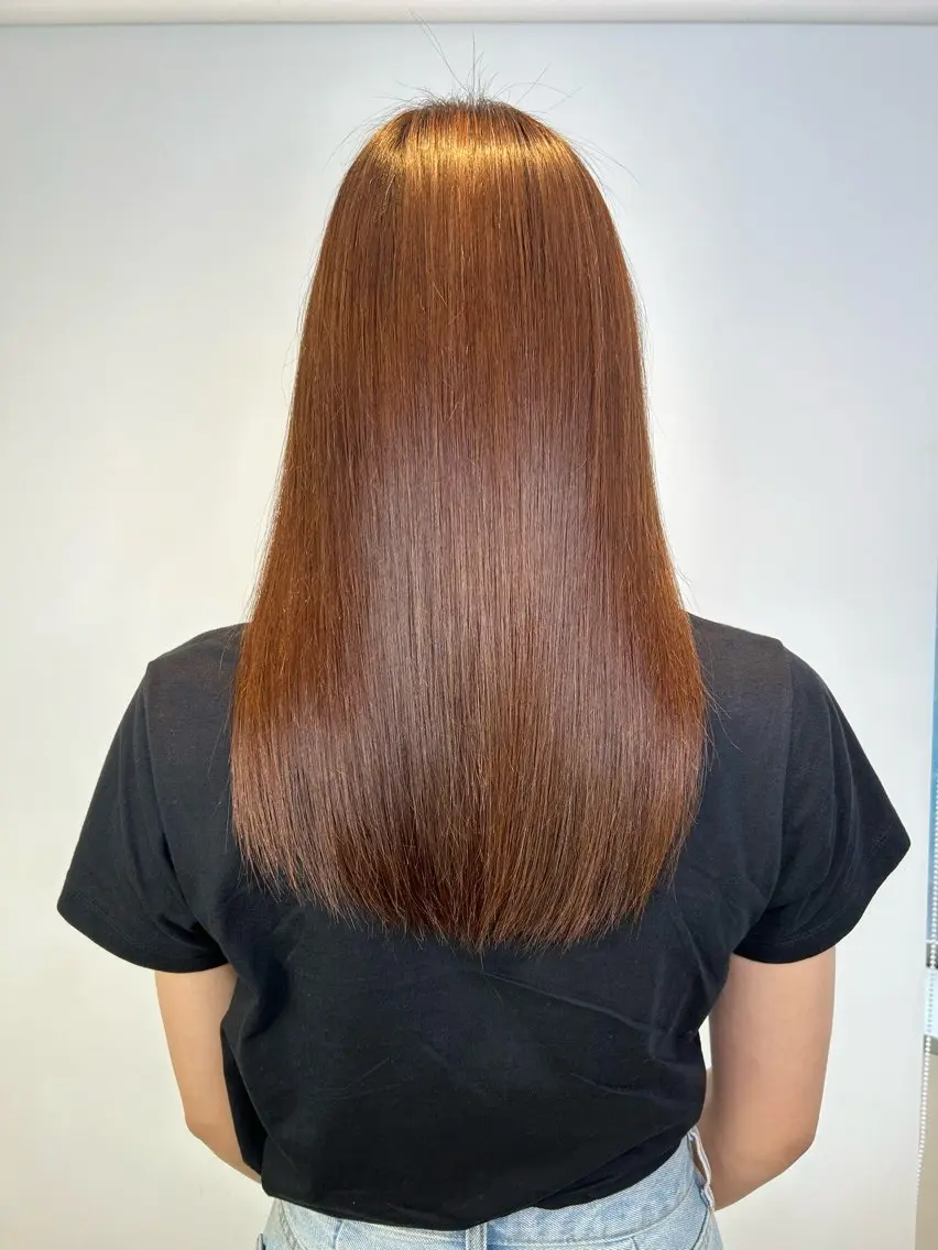 セミロング 佐伯 桃のヘアスタイル