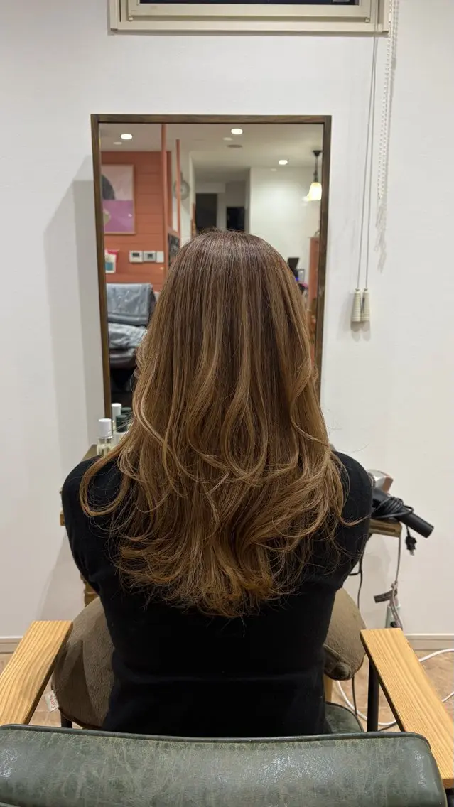 セミロング カラー sakurabi RURIのヘアスタイル