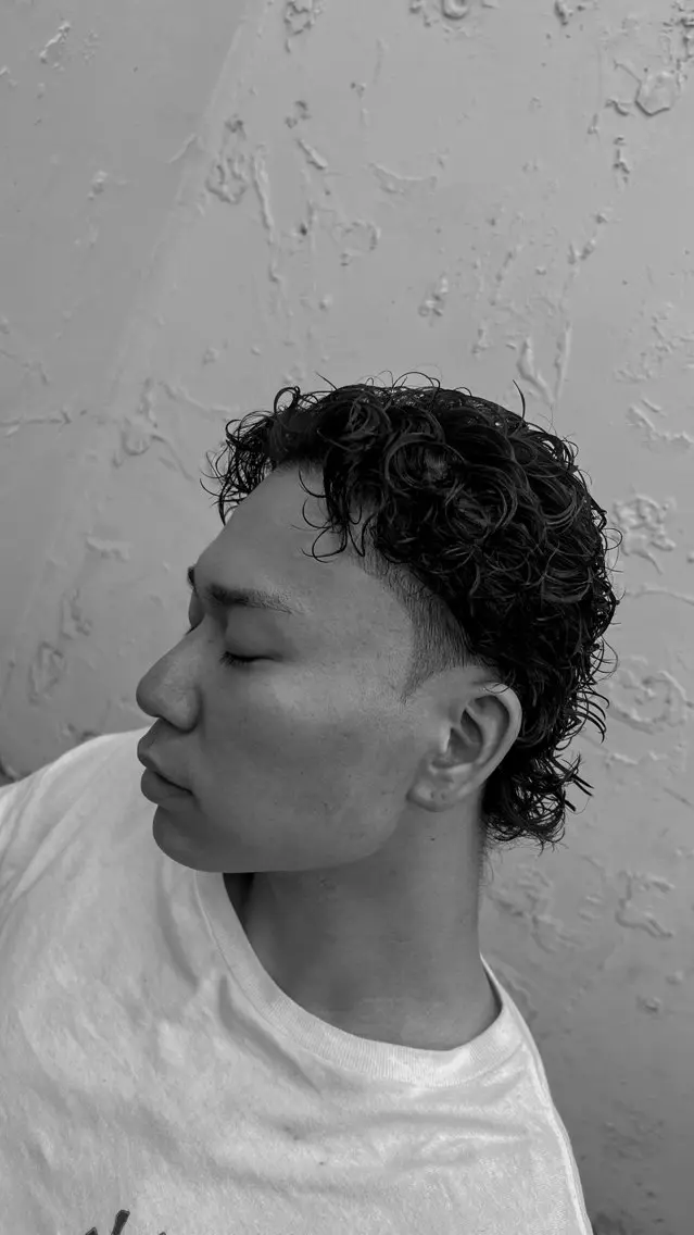 メンズ メンズパーマ 渋谷メンズ 松永蓮のヘアスタイル