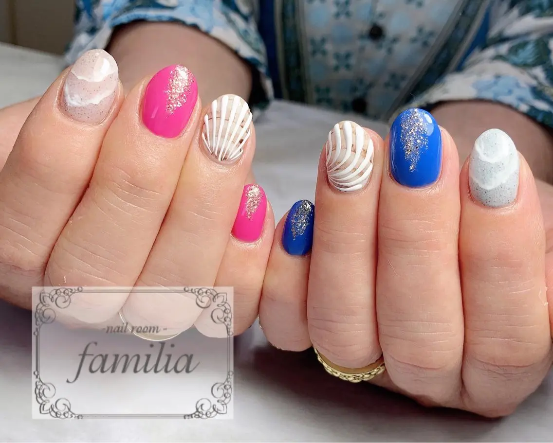 ネイル ハンドネイル -nailroom- familiaのネイルデザイン