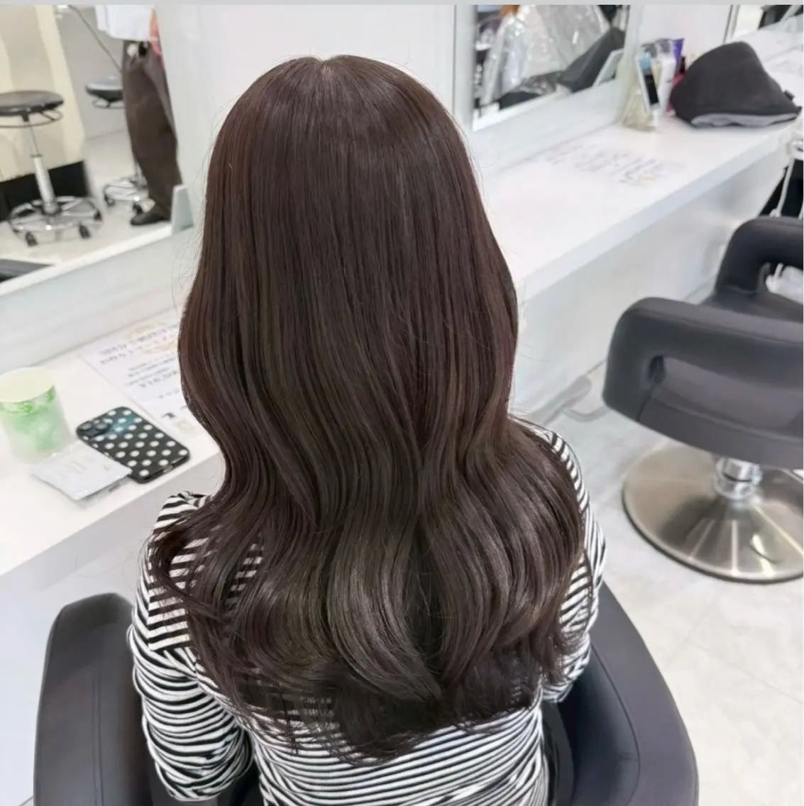 カラー ヘアカラー トリートメント 🤍ブリーチなし ブラウンhimi🤍のヘアスタイル
