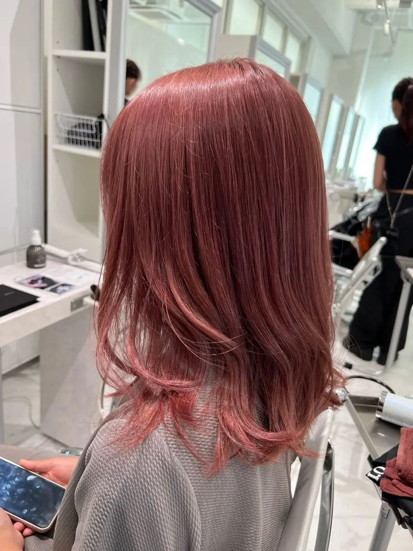 セミロング カラー 柳澤 和也のヘアスタイル