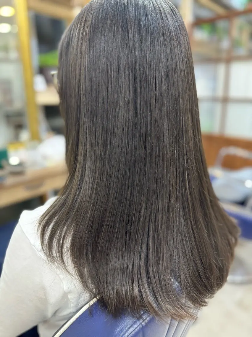 ロング カラー 透明感カラー 仲田 大記のヘアスタイル