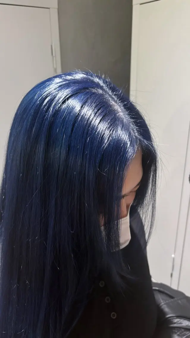 ロング カラー ヘアカラー 川口 琴音のヘアスタイル