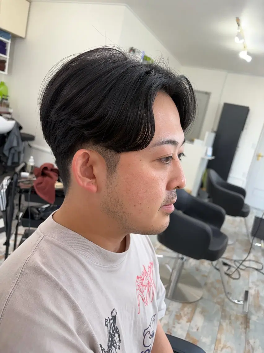 ミディアム カット トリートメント 山本 雷のヘアスタイル