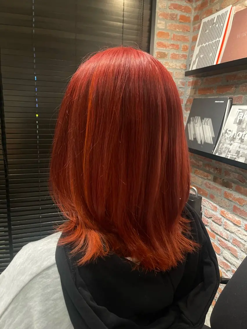 ミディアム rin 🖤〈大宮〉のヘアスタイル