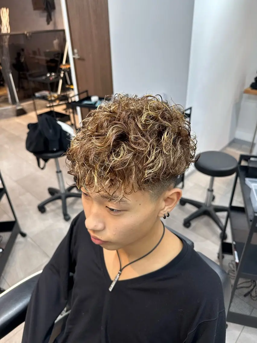 カラー パーマ メンズ 大宮/海外風パーマ 🇺🇸隼也🇪🇸のヘアスタイル