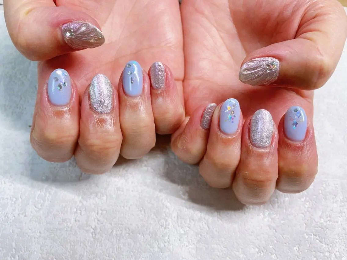 ネイル オーロラネイル フラワーネイル フットネイル フレンチネイル ジェルネイル mogunail &blowのネイルデザイン