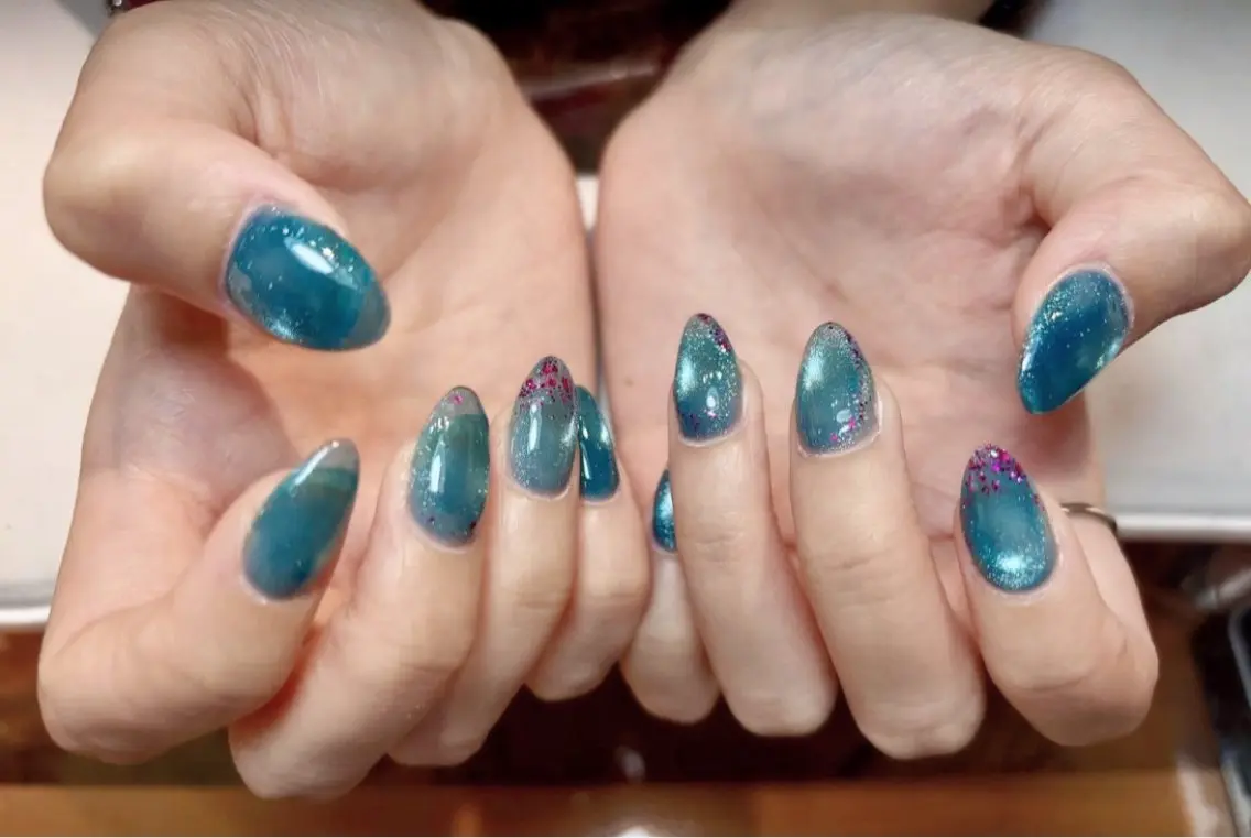 ネイル アートネイル オーロラネイル チークネイル 長さ出し フレンチネイル ハンドネイル ハンドケア Yumi Nail Seiのネイルデザイン