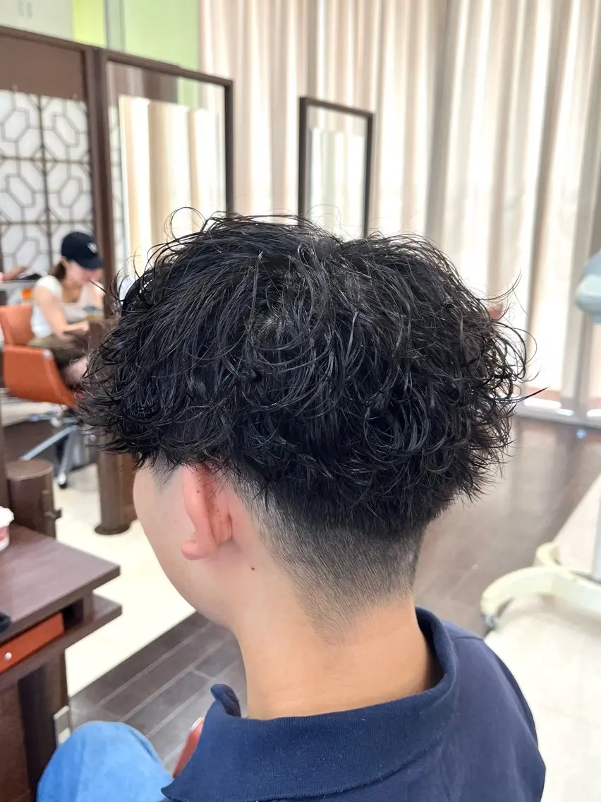 ショート パーマ メンズ マッシュ メンズパーマ 刈り上げ 🧊メンズ特化🧊 高木航希のヘアスタイル