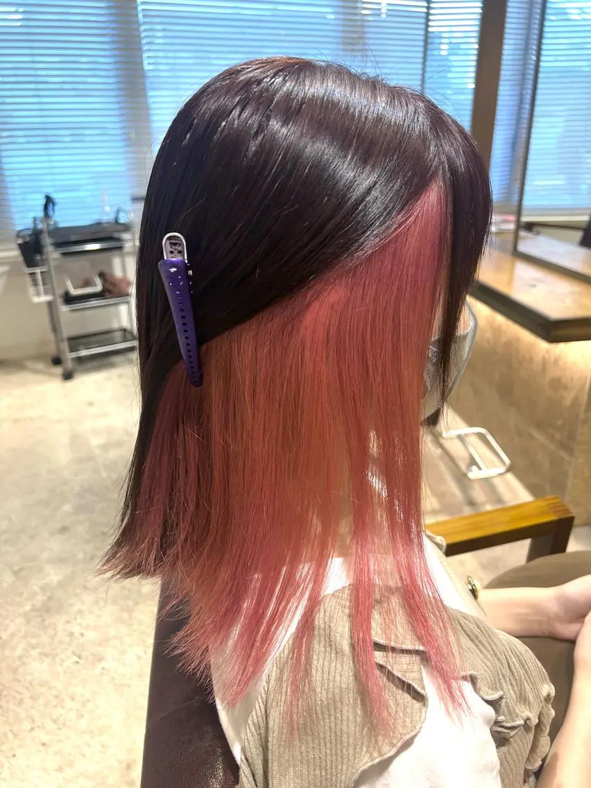 ケアブリーチ使用🌼インナーカラー&艶トリートメント🌼の写真