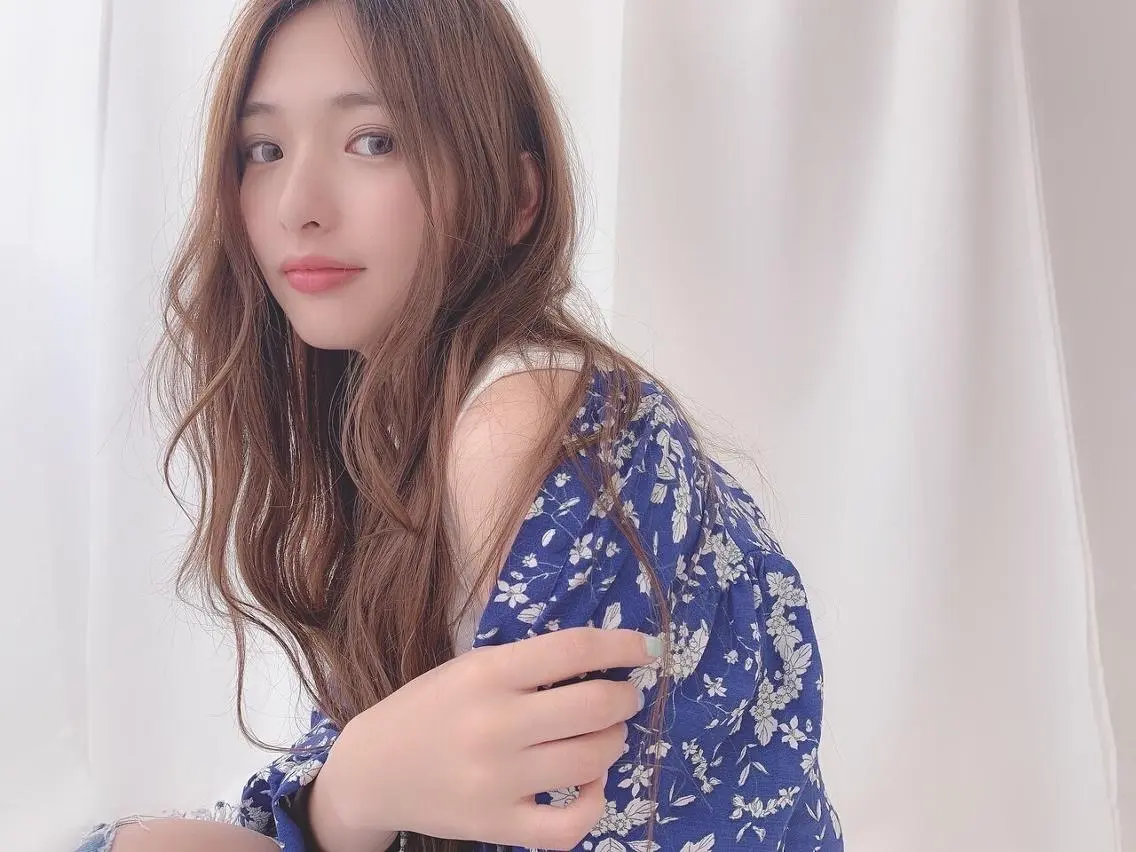 ロング カラー 江坂最安値*ブリーチ 田中のヘアスタイル