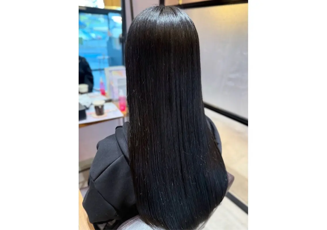カラー 梶 瑞希のヘアスタイル