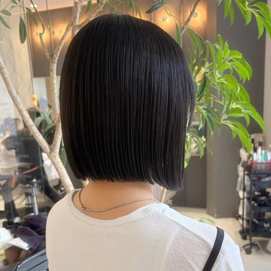 ショート こばやし にな 🦖⋆͛ぷつっとボブのヘアスタイル