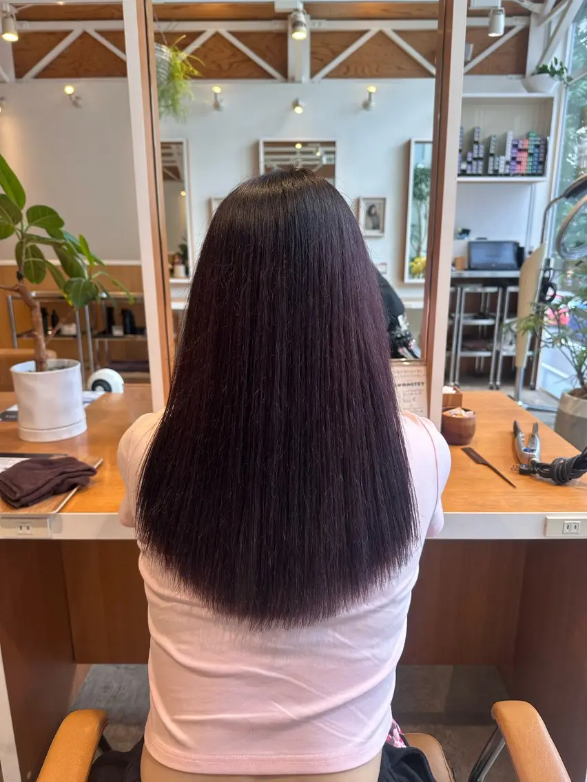 ロング カラー ピンクカラー ピンクパープル パープルカラー 五十嵐 美玖のヘアスタイル