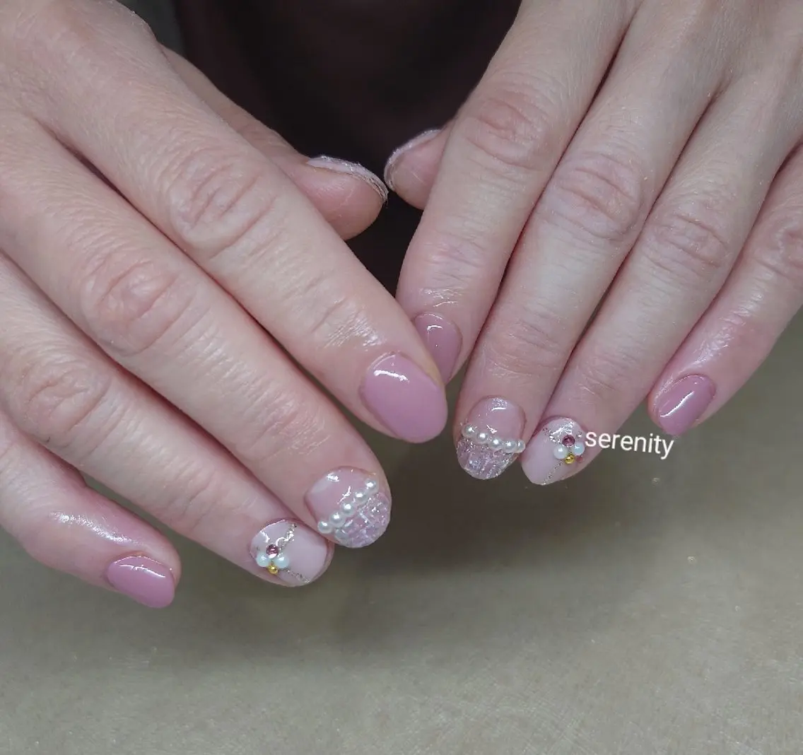 ネイル ピンク ツイードネイル nail  serenityのネイルデザイン