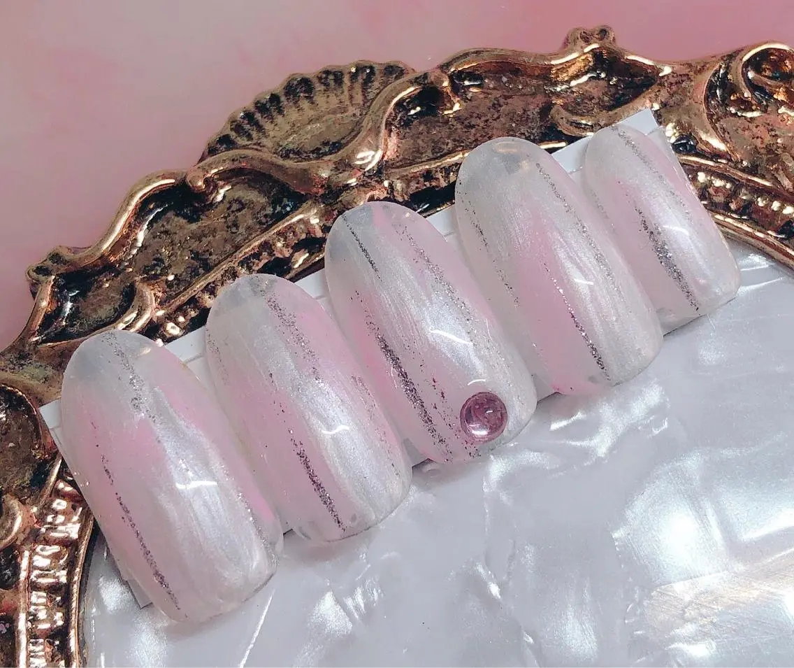 ネイル ハンドネイル CROWN プライベートサロンのネイルデザイン