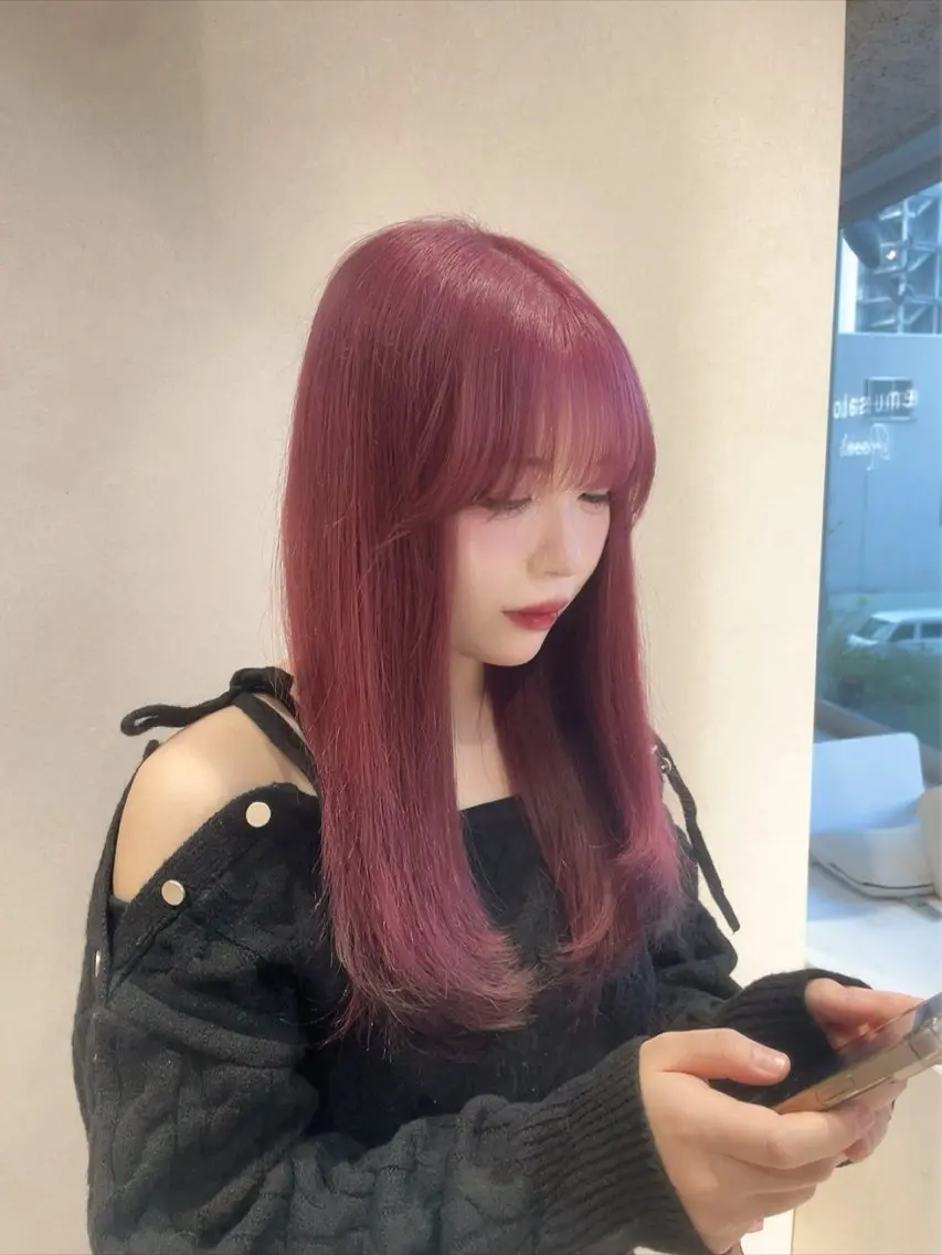 カラー ブリーチ ピンクカラー ヘアカラー emusalon Rinaのヘアスタイル