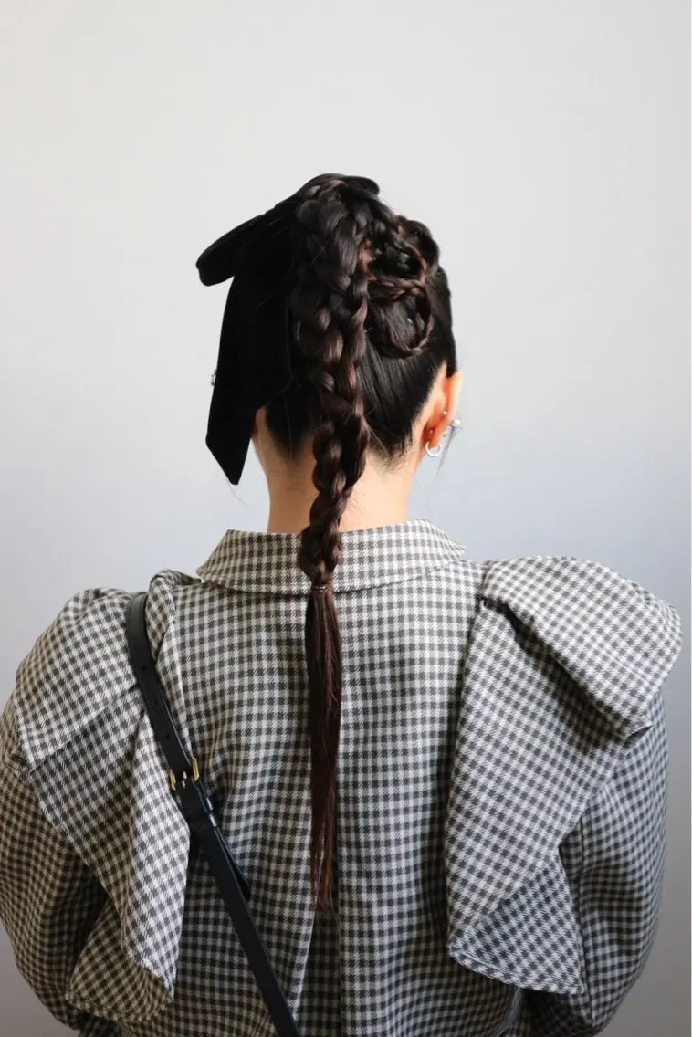 ロング ヘアアレンジ ヘアセット AKO .のヘアスタイル
