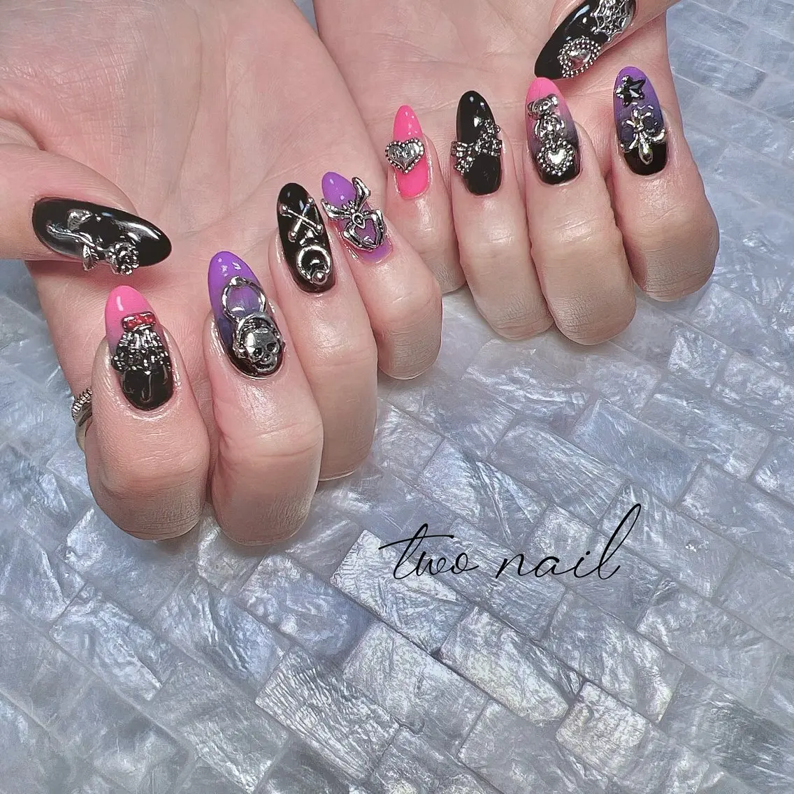 ネイル アートネイル 持ち込み ネイルチップ ホワイト ハンドネイル two nailのネイルデザイン