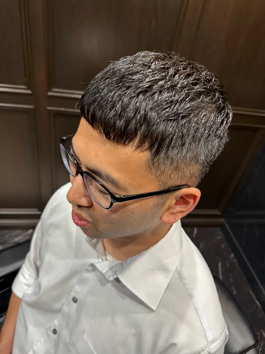 ショート メンズヘアカット無料 中村　心のヘアスタイル