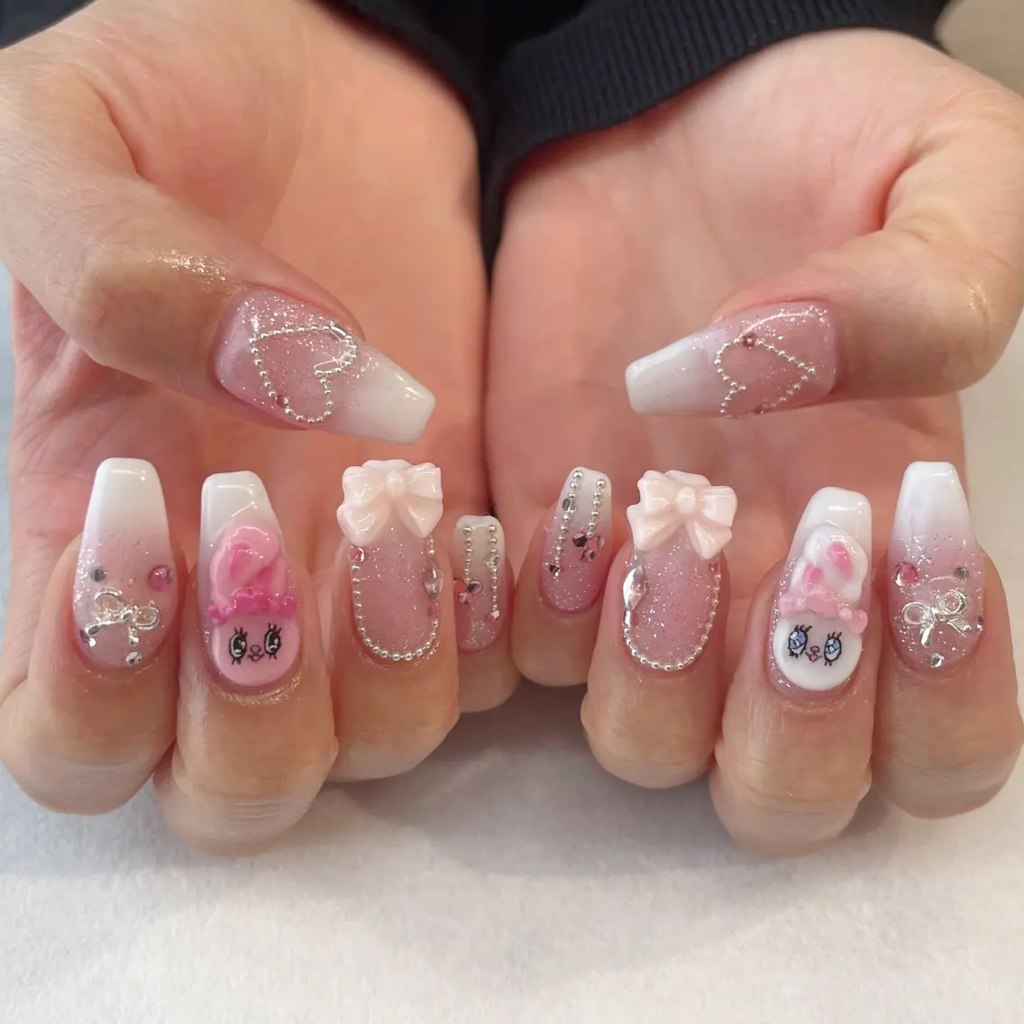 ネイル ハンドネイル 💎🐰 saki. m 🐰💎のネイルデザイン