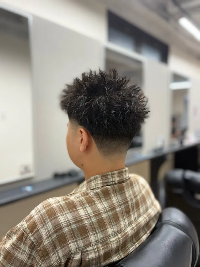 ショート パーマ メンズ メンズパーマ カット パーマ 深澤 知樹のヘアスタイル
