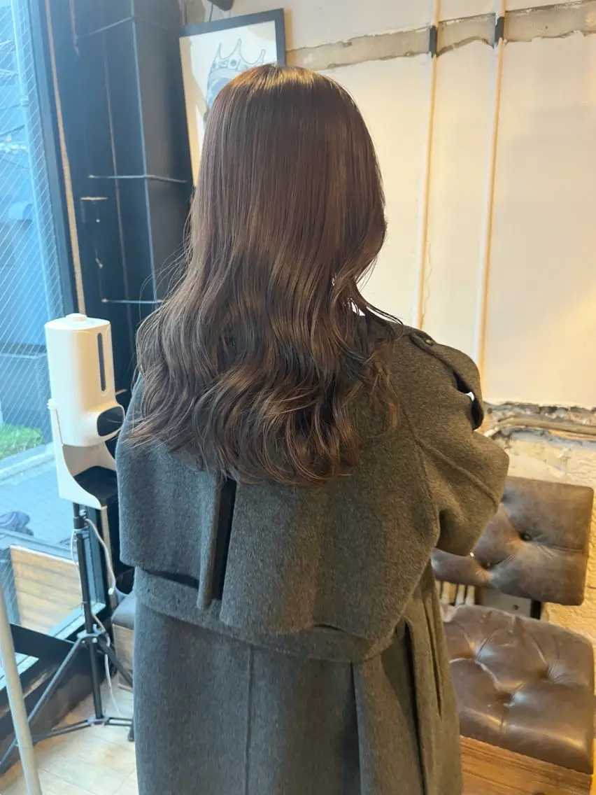 セミロング カラー アッシュ ベージュカラー 透明感カラー グレージュ ラベンダーカラー 【完全マンツー 恵比寿】佐藤 翔のヘアスタイル