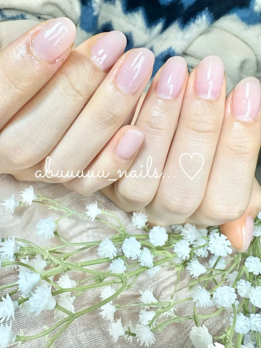 ネイル ワンカラーネイル ピンク シンプルネイル ホワイト abuuuuu nailsのネイルデザイン