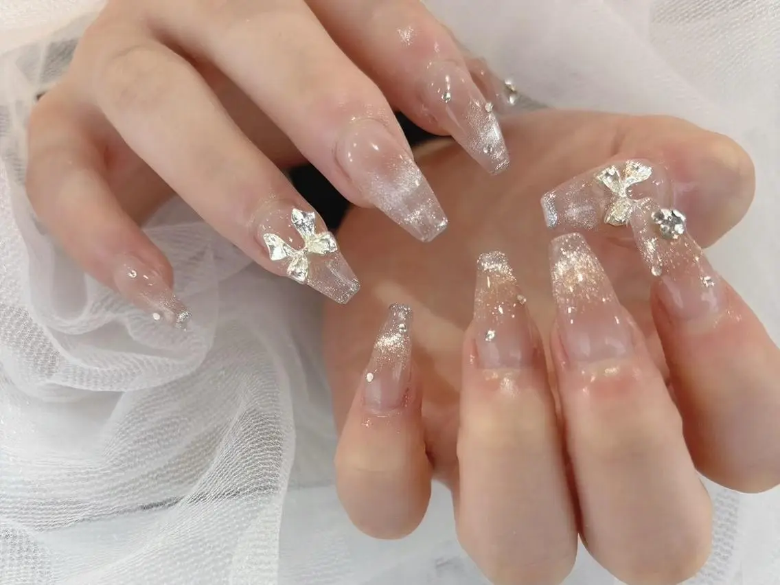 ネイル LIBELLE心斎橋 村上のネイルデザイン
