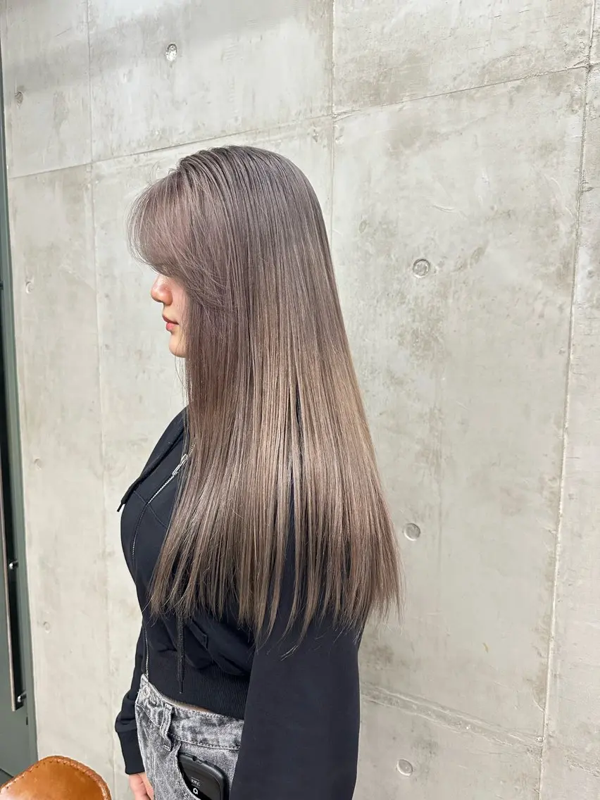 ロング カラー グレージュ カットモデル募集中 ／HARUKA🎀のヘアスタイル