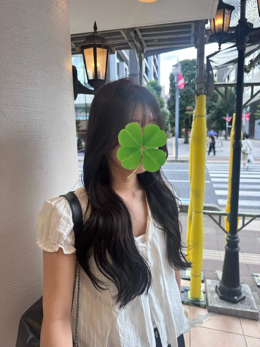 ロング カラー ヘアカラー 戸張 渚のヘアスタイル
