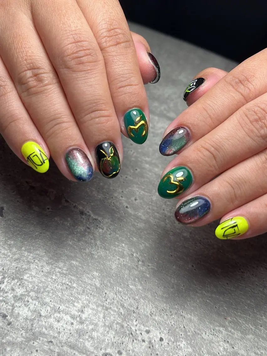 ネイル グリーン ハンドネイル _______ SAKI NAIL.のネイルデザイン