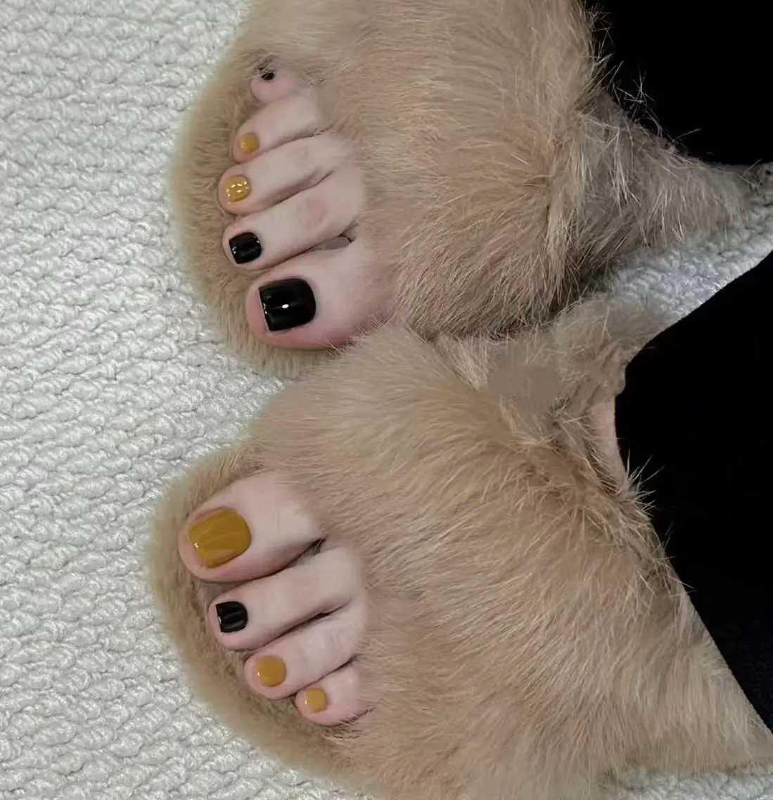 ネイル オーロラネイル フラワーネイル フットネイル フレンチネイル ジェルネイル フットネイル BabyYouMi nailのネイルデザイン