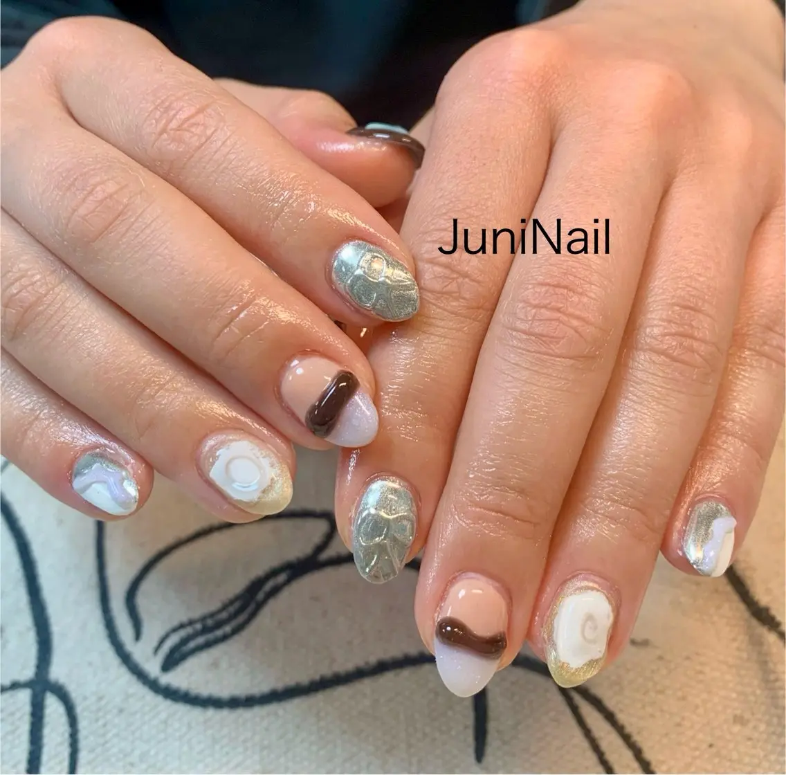 ネイル オーロラネイル クリアネイル 成人式 フラッシュネイル 氷ネイル・うるうるネイル ハンドネイル JuniNail 주니네일🇰🇷suのネイルデザイン