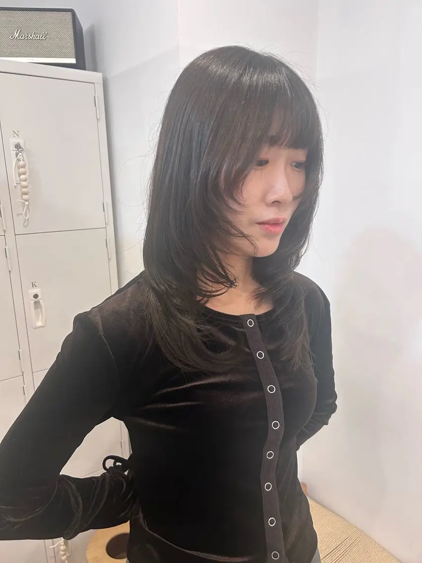 セミロング 顔周りカット レイヤーカット カット ヘアカラー ボブ/レイヤー ナカミネアキナのヘアスタイル