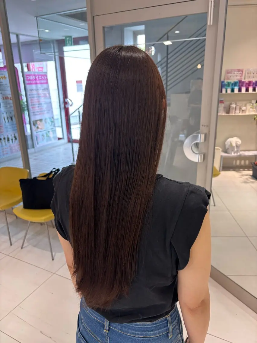 カラー 林 彩音のヘアスタイル