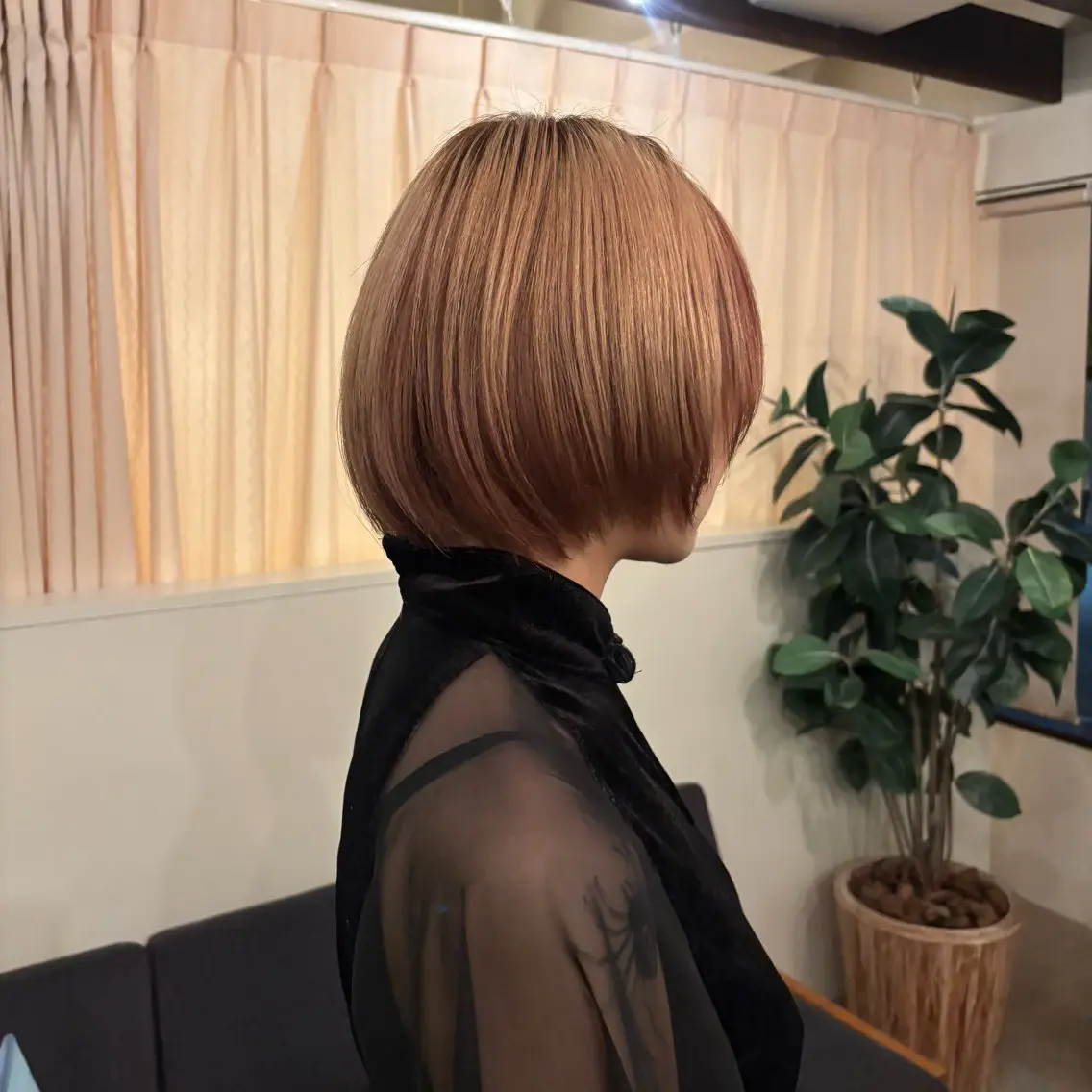 ショート カラー Noa🎀🫧 KNACK 東三国のヘアスタイル