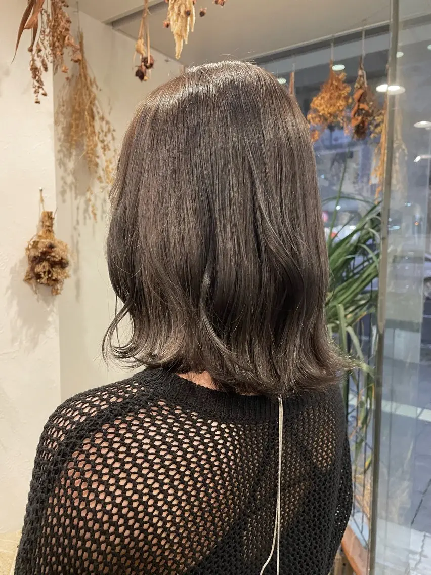 ミディアム カラー グレージュ ヘアカラー m ā l o.🌷 サカモトマイコのヘアスタイル