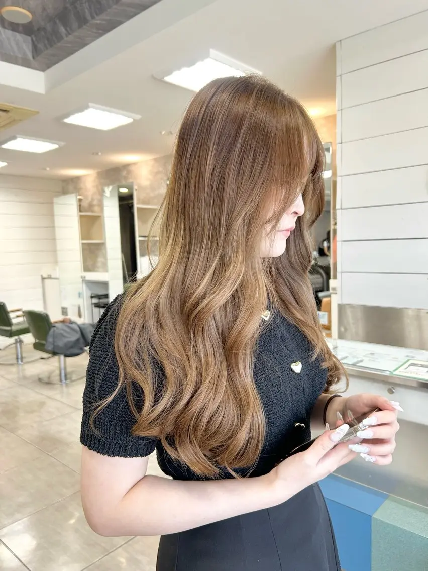 ロング ロング レイヤー/艶髪カラー 森本くるみのヘアスタイル