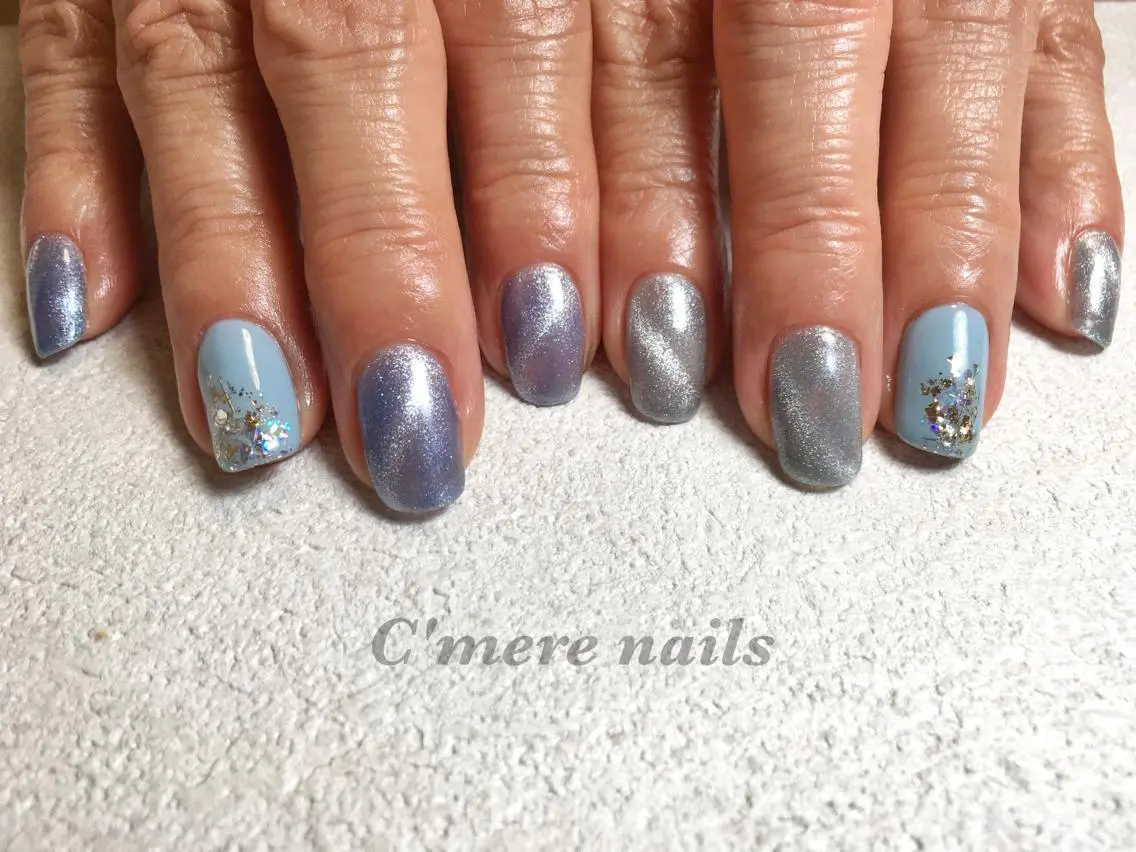ネイル ブルー マグネットネイル 冬ネイル ハンドネイル nouva nailsのネイルデザイン
