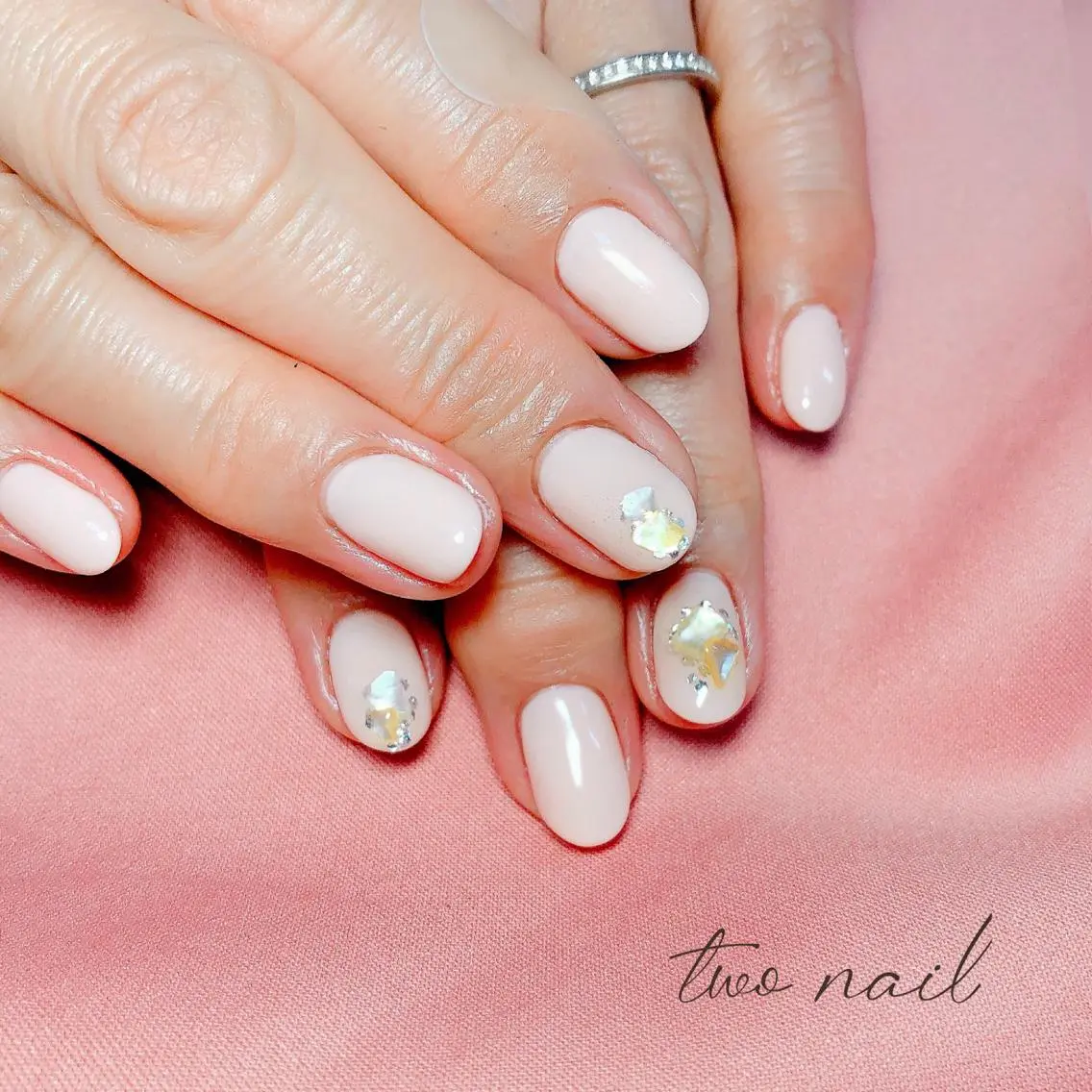 ネイル アートネイル フットネイル ハート ニュアンスネイル ホワイト ハンドネイル two nailのネイルデザイン