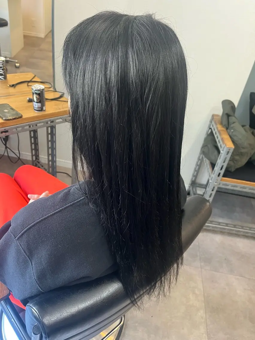 セミロング カラー OFF YUYAのヘアスタイル