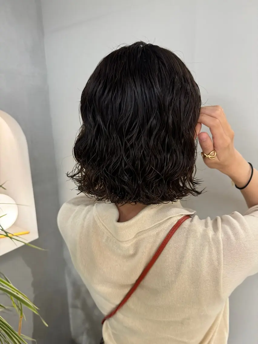 ショート パーマ 高畑 恵莉 👒 暖色 / 艶髪 🧺のヘアスタイル
