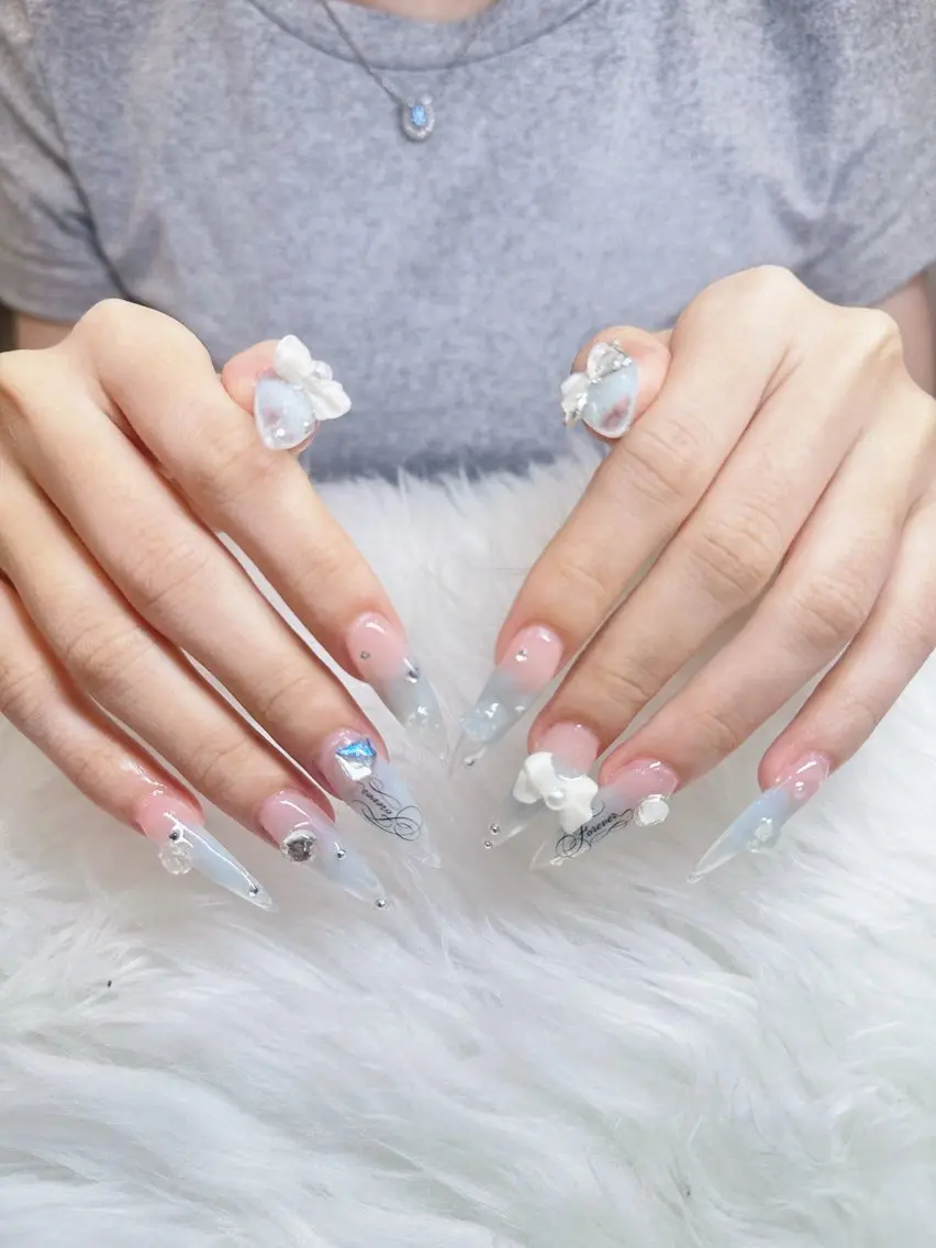 ネイル Sora Ruby Nailのネイルデザイン