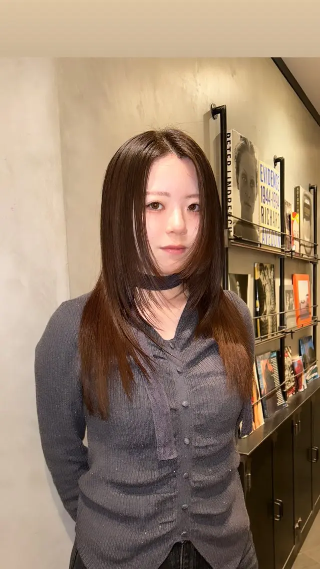 ロング カラー 縮毛矯正 タナカ カナ🫧のヘアスタイル