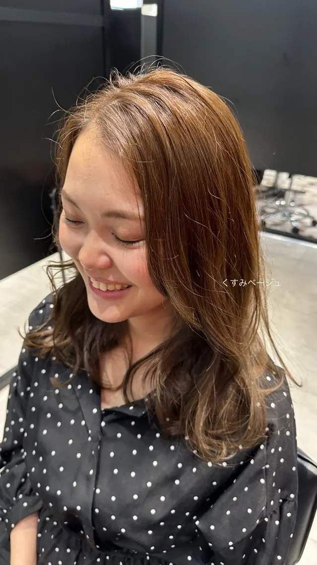 ロング カラー ベージュカラー ブラウンカラー ケアカラー ピンクカラー ピンクブラウン ヘアカラー 天野 瑠真のヘアスタイル
